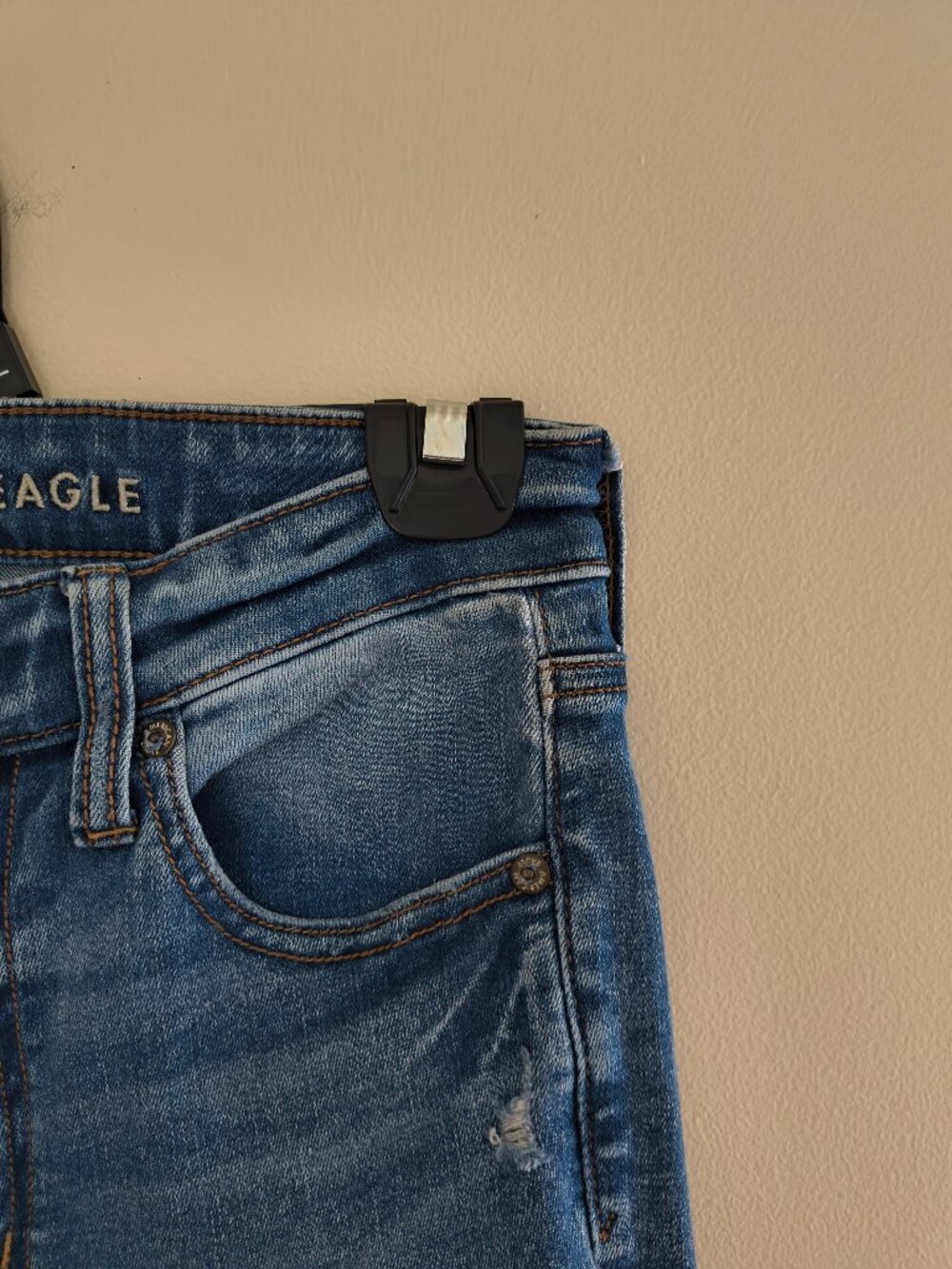 American Eagle Medium Wash High Rise Jeggings
